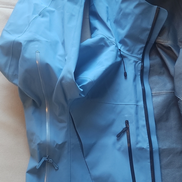 Arc'teryx Blue Jacket - Picture 7 of 8